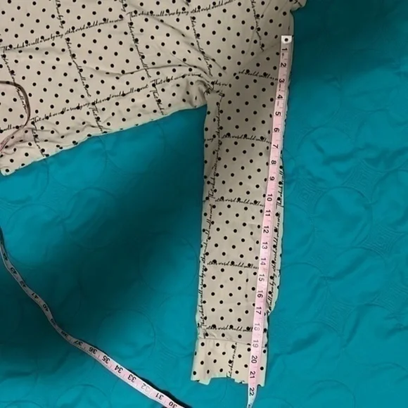 United Colors of Benetton long sleeve mandarin color button down blouse size XS - Picture 10 of 10